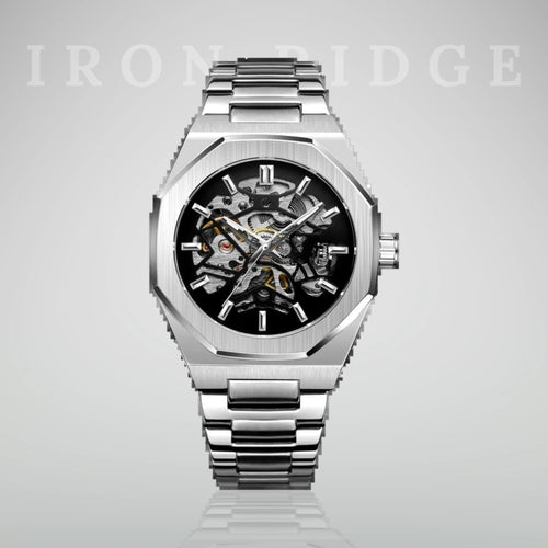Elias Curren© Iron Ridge